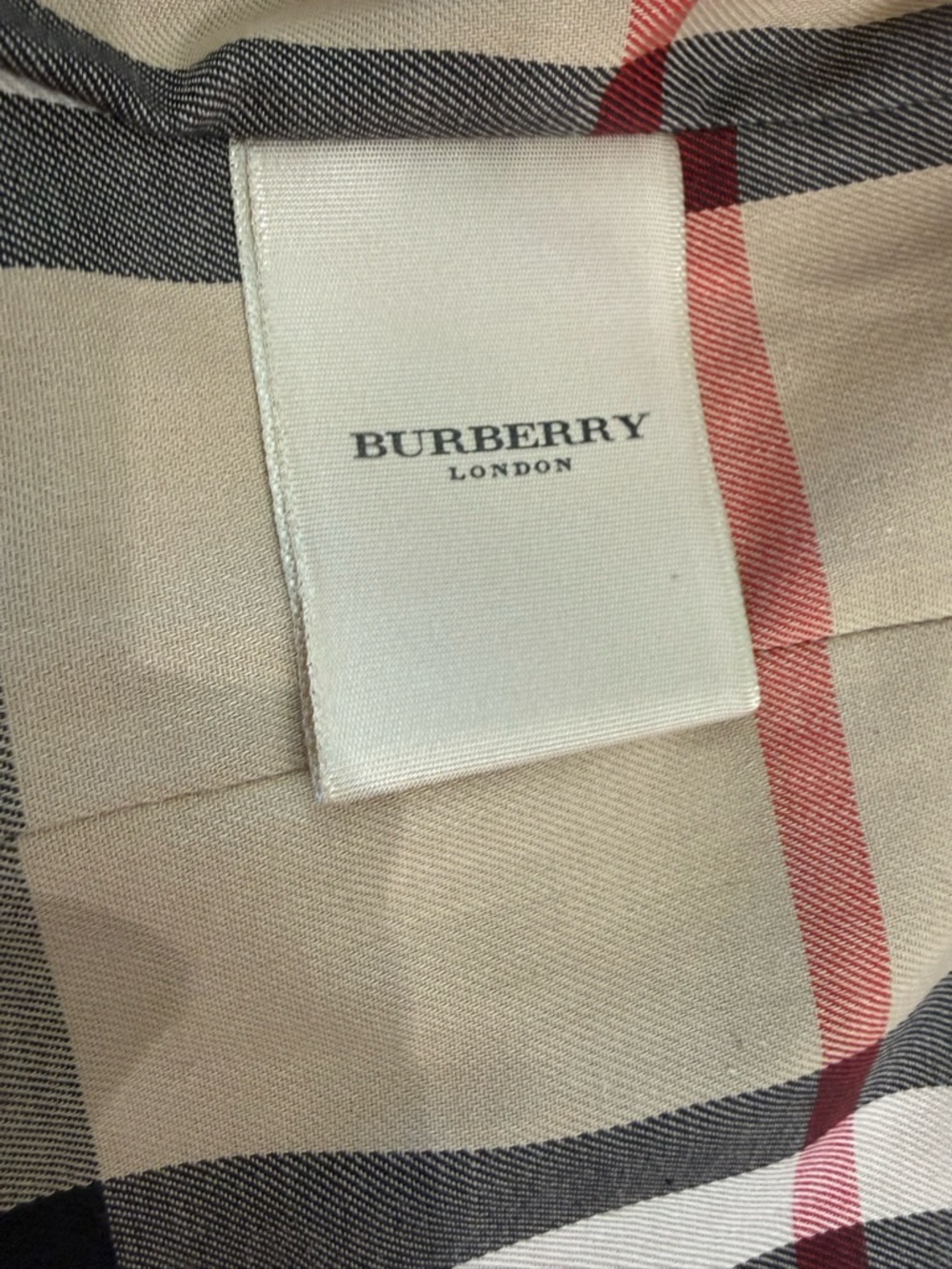 Burberry Women's Mableton Red Trench Coat Authentic UK 2R‎ US 0 *stain* - Picture 5 of 14